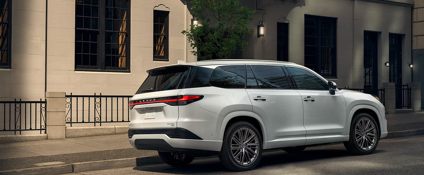 Lexus Pickup and Delivery for Service in Freeport, NY