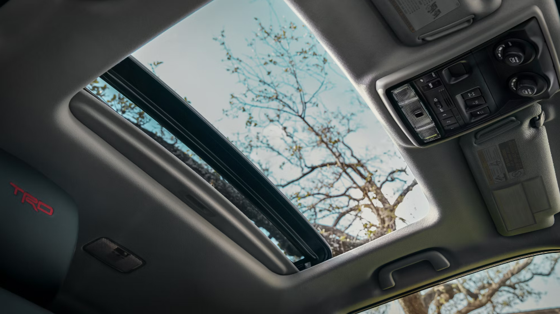 2024 Toyota 4Runner Moonroof