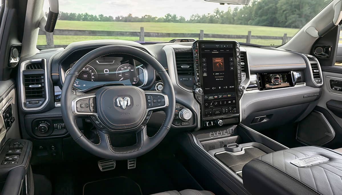 2025 Ram 1500 Front Interior View
