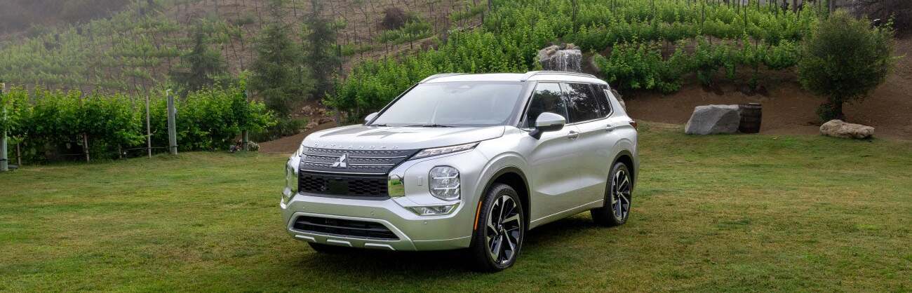 2024 Mitsubishi Outlander Black Edition Overview near Gulf Breeze, FL