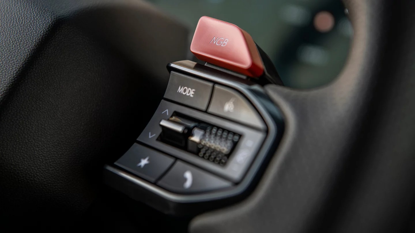 2025 Hyundai IONIQ 5 N Controls