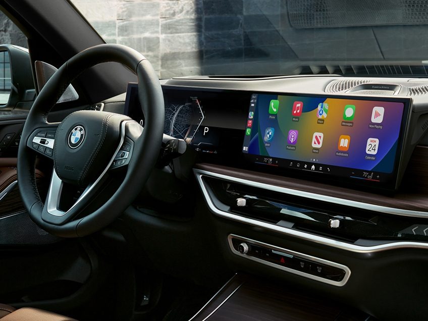 2025 BMW X5 Curved Display