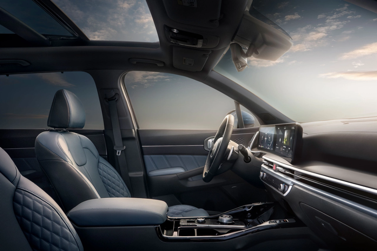 2025 Kia Sorento Hybrid Front Seats
