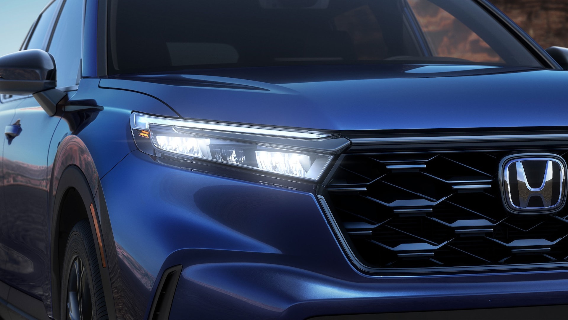 2025 Honda CR-V Hybrid LED Headlights