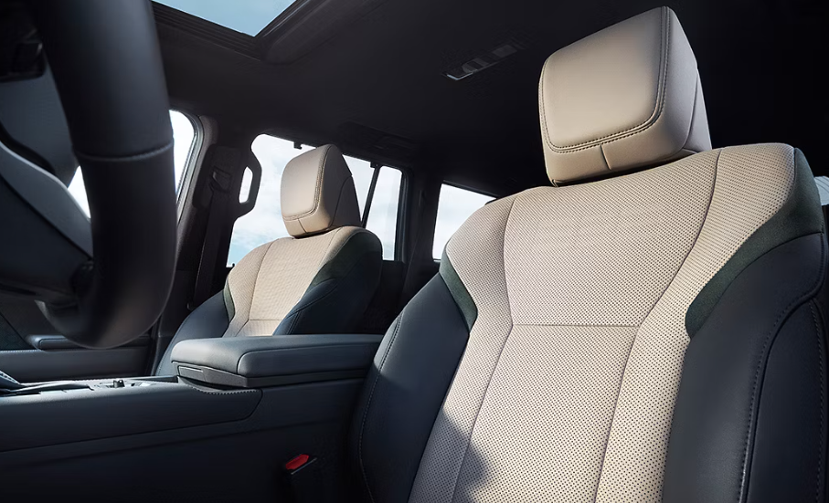 2024 Lexus GX 550 Front Seats