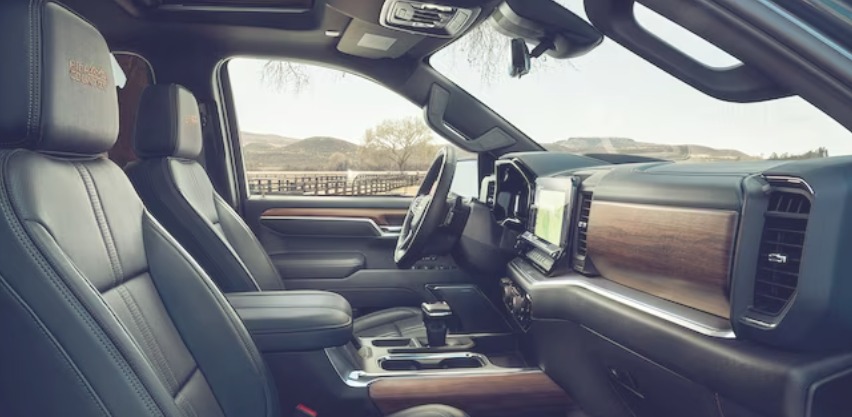En su interior encuentras lo que necesitas para viajar conectado, cómodo y a gusto junto a tu familia.