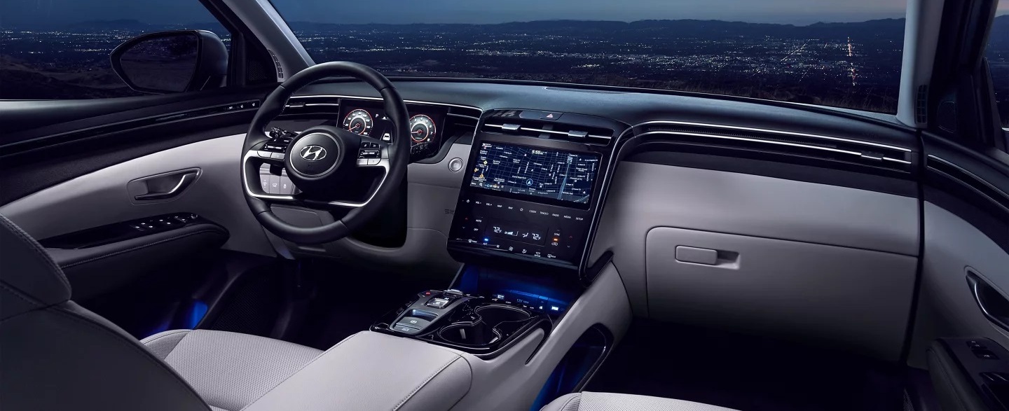 La tecnología que equipa al Hyundai TUCSON 2024 es tan moderna que, en realidad, parece salida de una película sobre el futuro.