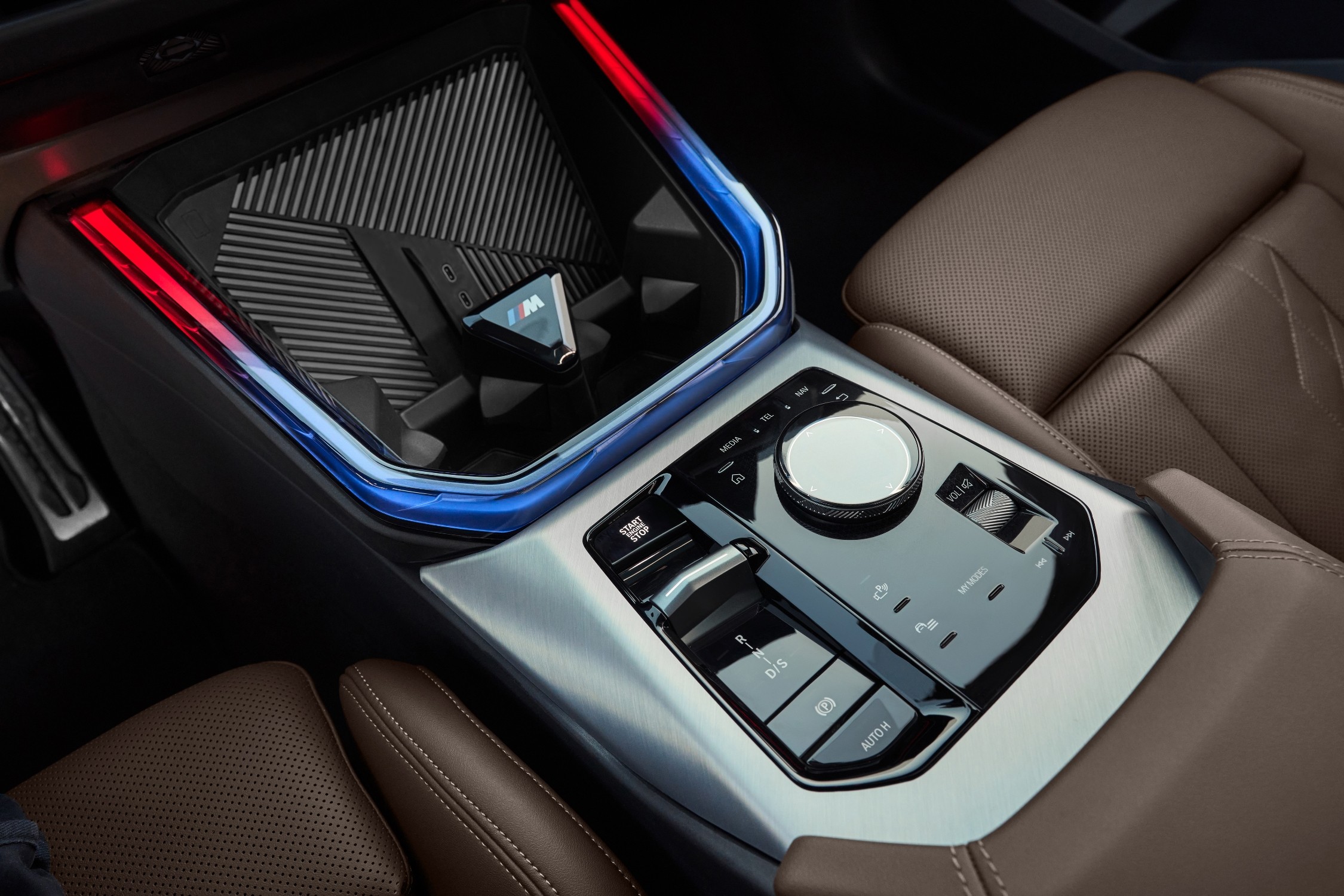 2025 BMW X3 Center Console