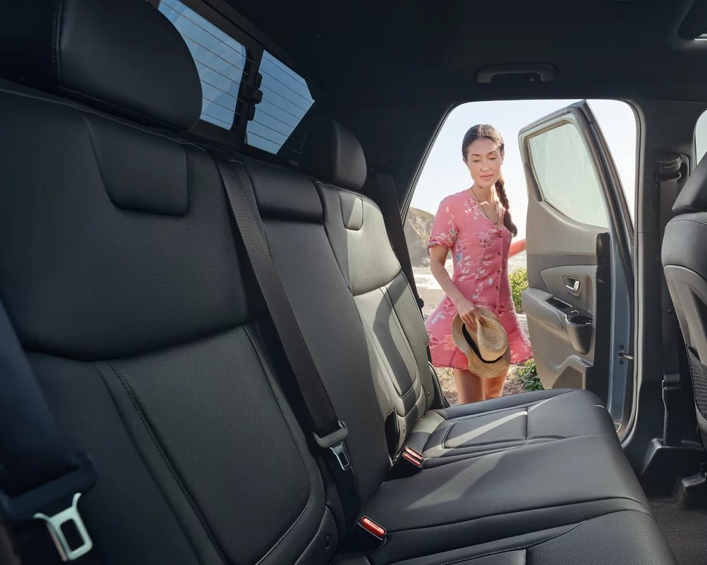 2024 SANTA CRUZ Interior