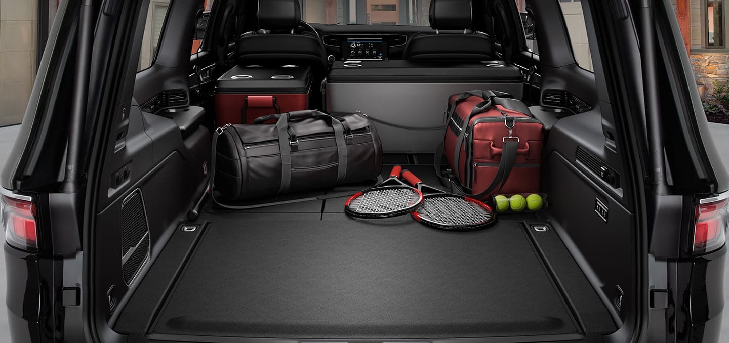 2024 Wagoneer L Trunk Space