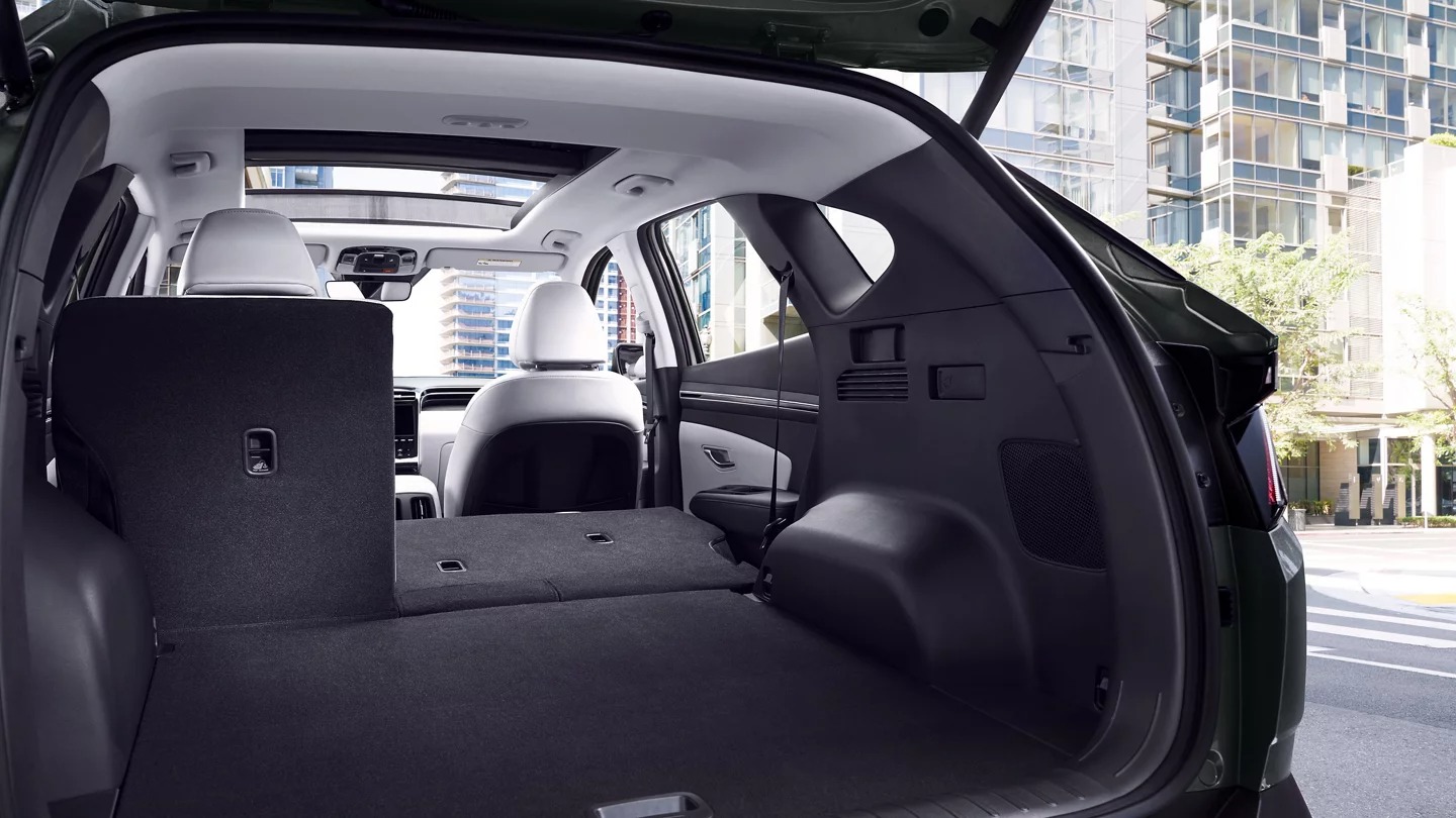 2024 Hyundai TUCSON Hybrid Trunk