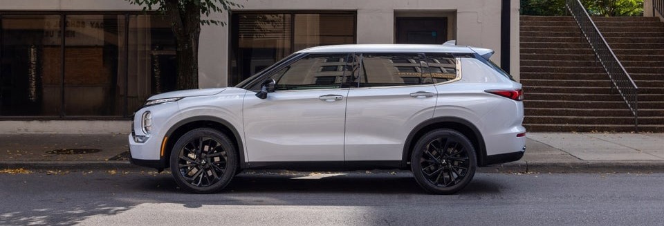 2024 Mitsubishi Outlander Lease near Navarre, FL