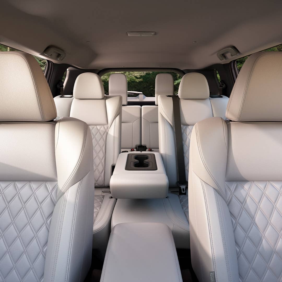 2024 Mitsubishi Outlander Interior