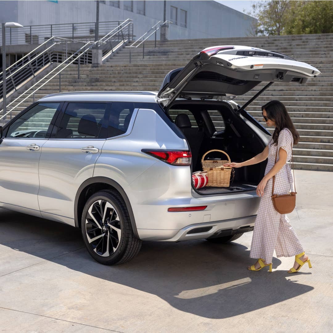 2024 Mitsubishi Outlander Rear Cargo Space