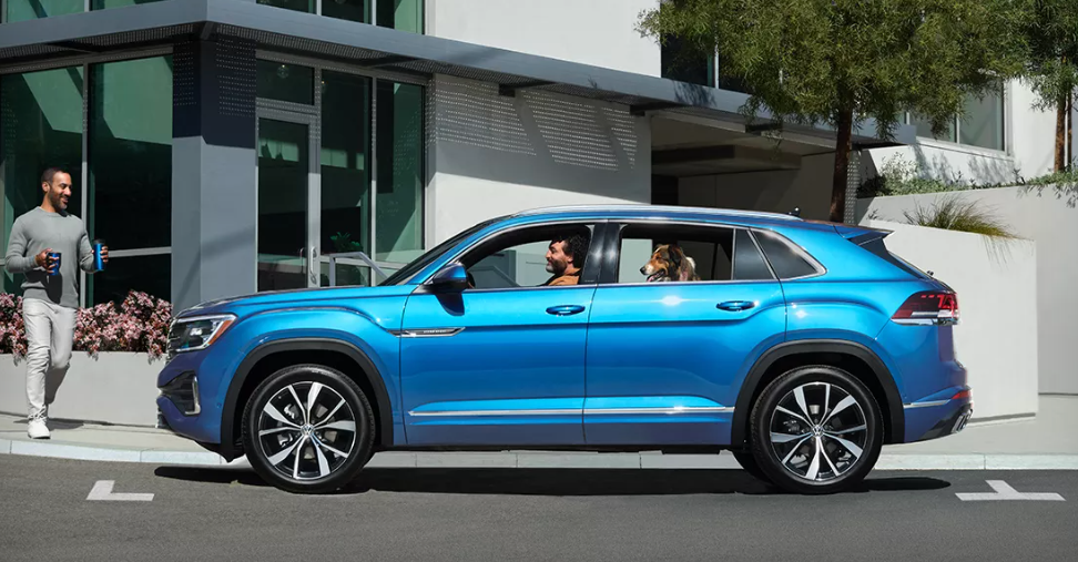 2024 Volkswagen Atlas Cross Sport for Sale near Fredericksburg, VA