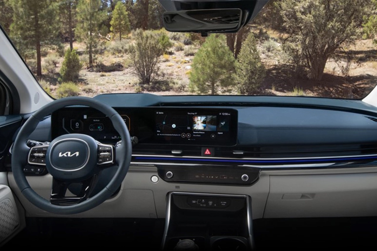 2025 Kia Carnival Dashboard