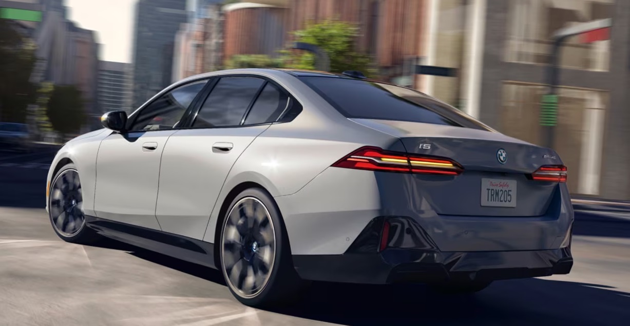 2025 BMW i5 for Sale near Phoenix, AZ - Arrowhead BMW