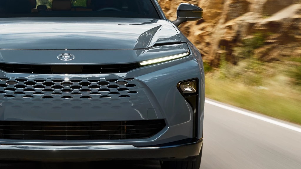 2025 Toyota Crown Signia Headlight