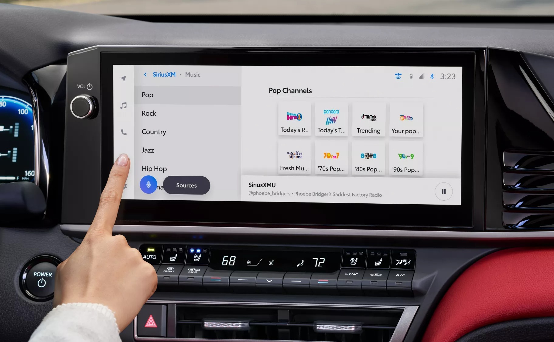 2025 Camry Touchscreen