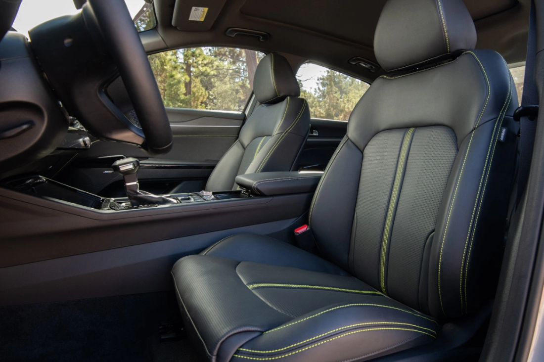 2025 Kia K5 Seating