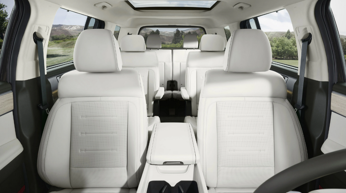 2024 Hyundai SANTA FE Seating
