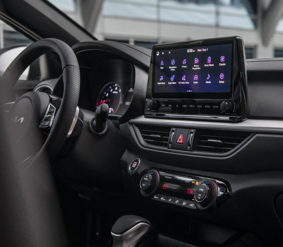 2024 Kia Forte GT-Line Touchscreen