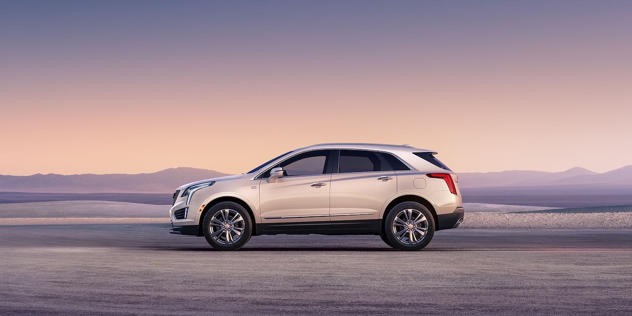 El SUV que se muestra es el Cadillac XT5 2024 con equipamientos opcionales.