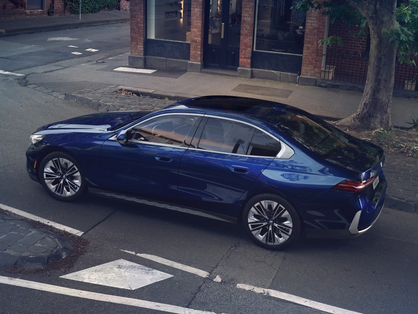 2024 BMW 5 Series Sedan for Sale near Palm Beach Gardens, FL