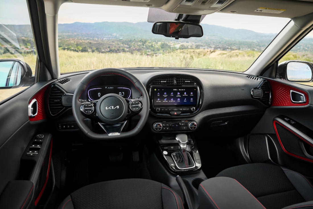 2025 Kia Soul Dashboard