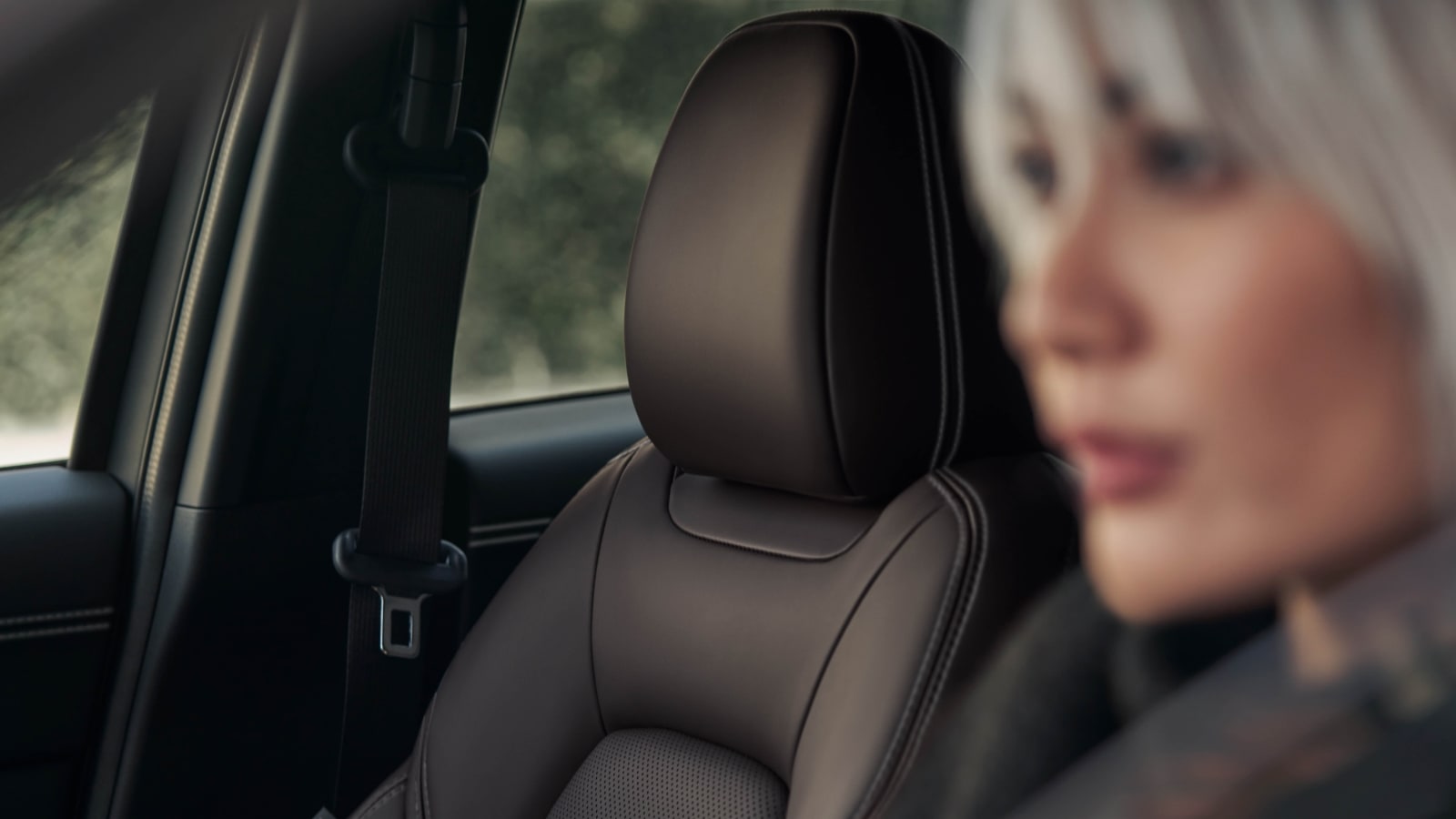 2025 MAZDA CX-5 Front Seating