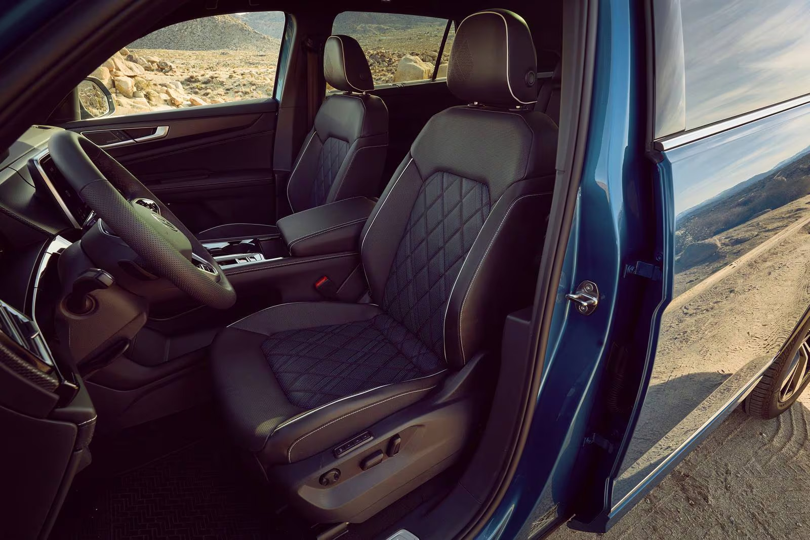 2024 Volkswagen Atlas Cross Sport Front Interior