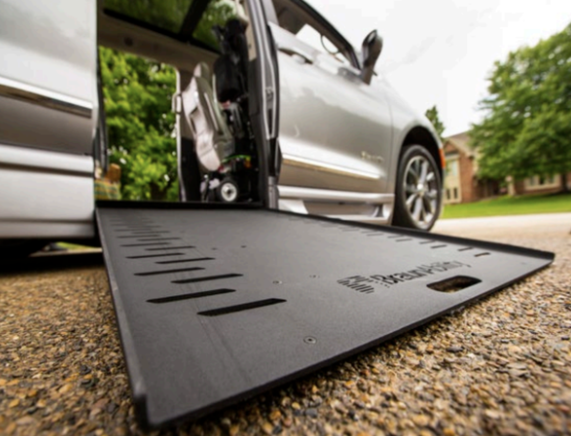 Chrysler Pacifica Side Ramp