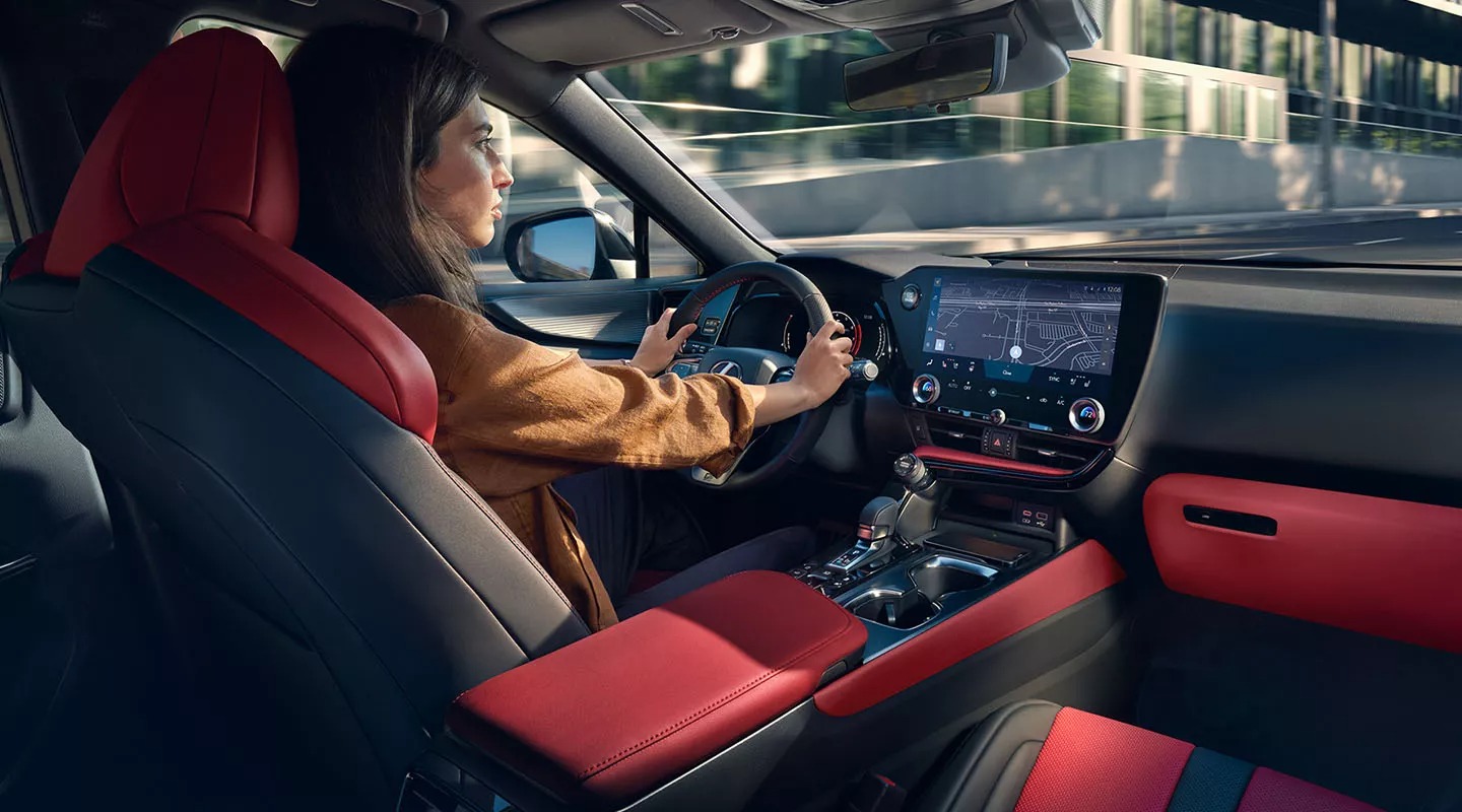 2025 Lexus NX 350 Cockpit
