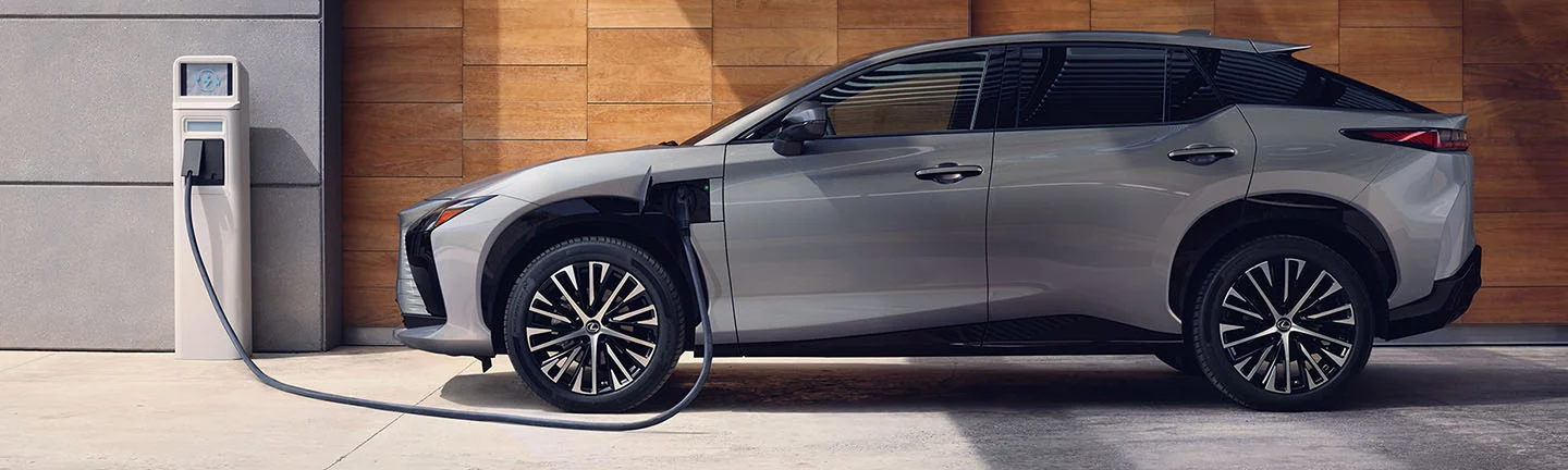 Lexus RZ 450e 2024 a la venta cerca de Fairfax, VA