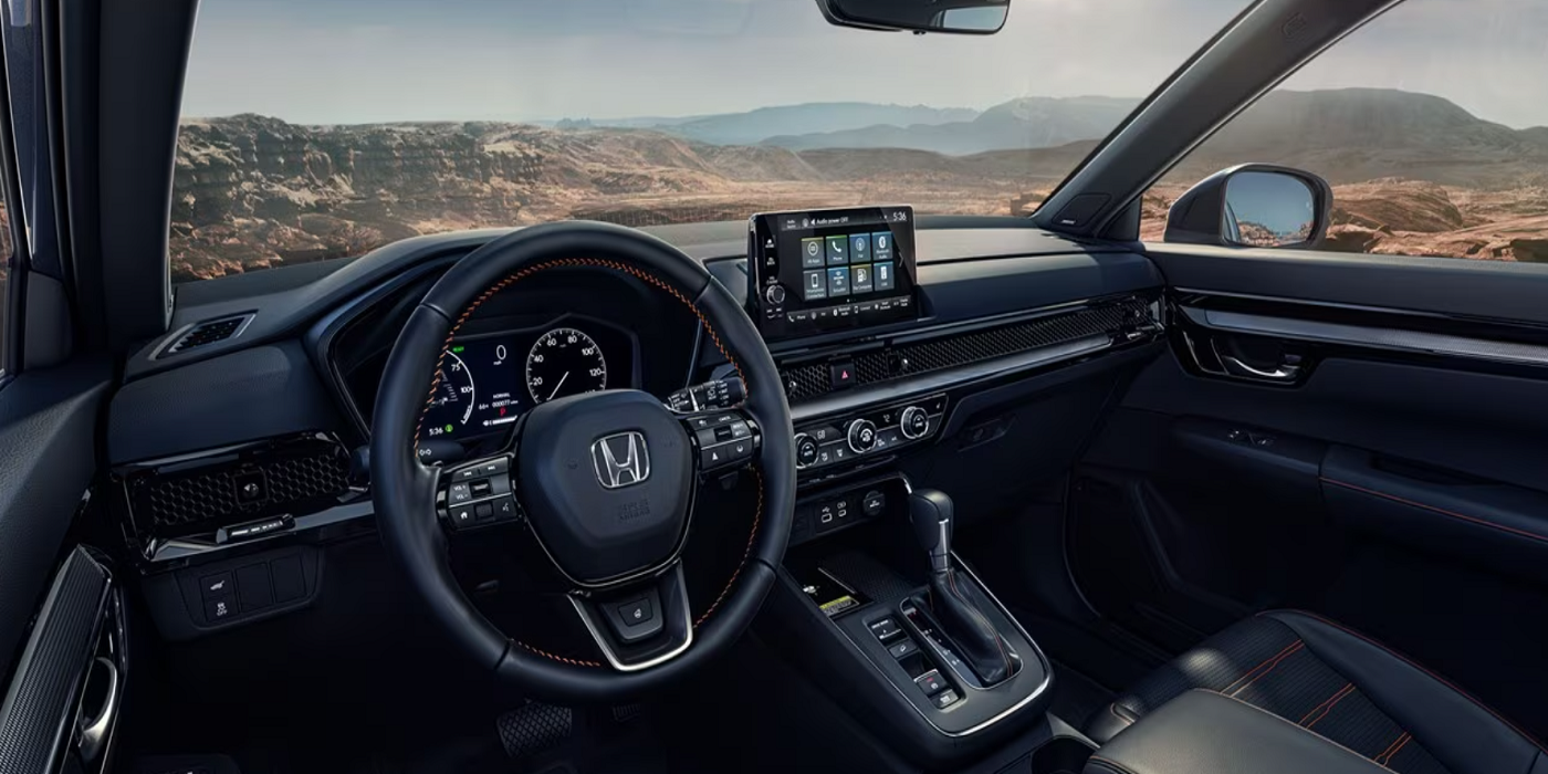 El interior del CR-V está diseñado para que te conectes con el camino.