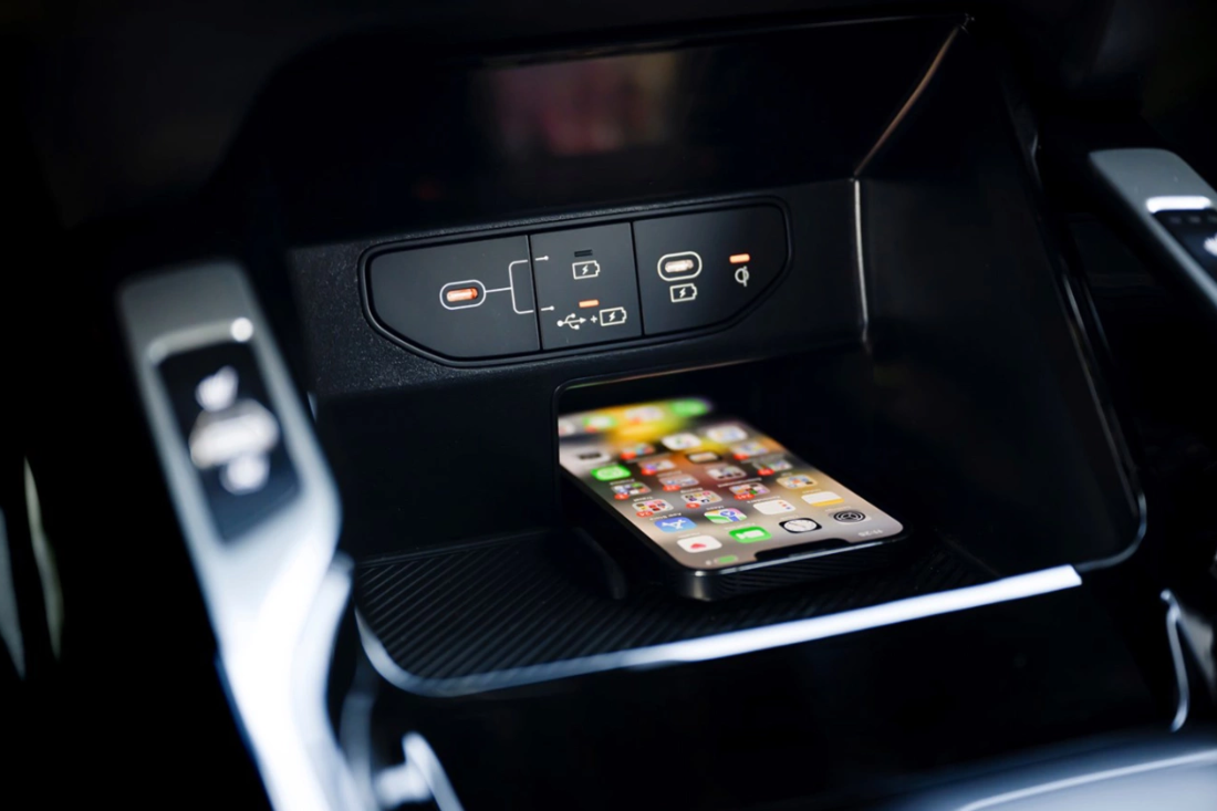 2025 Kia Sorento Wireless Charging