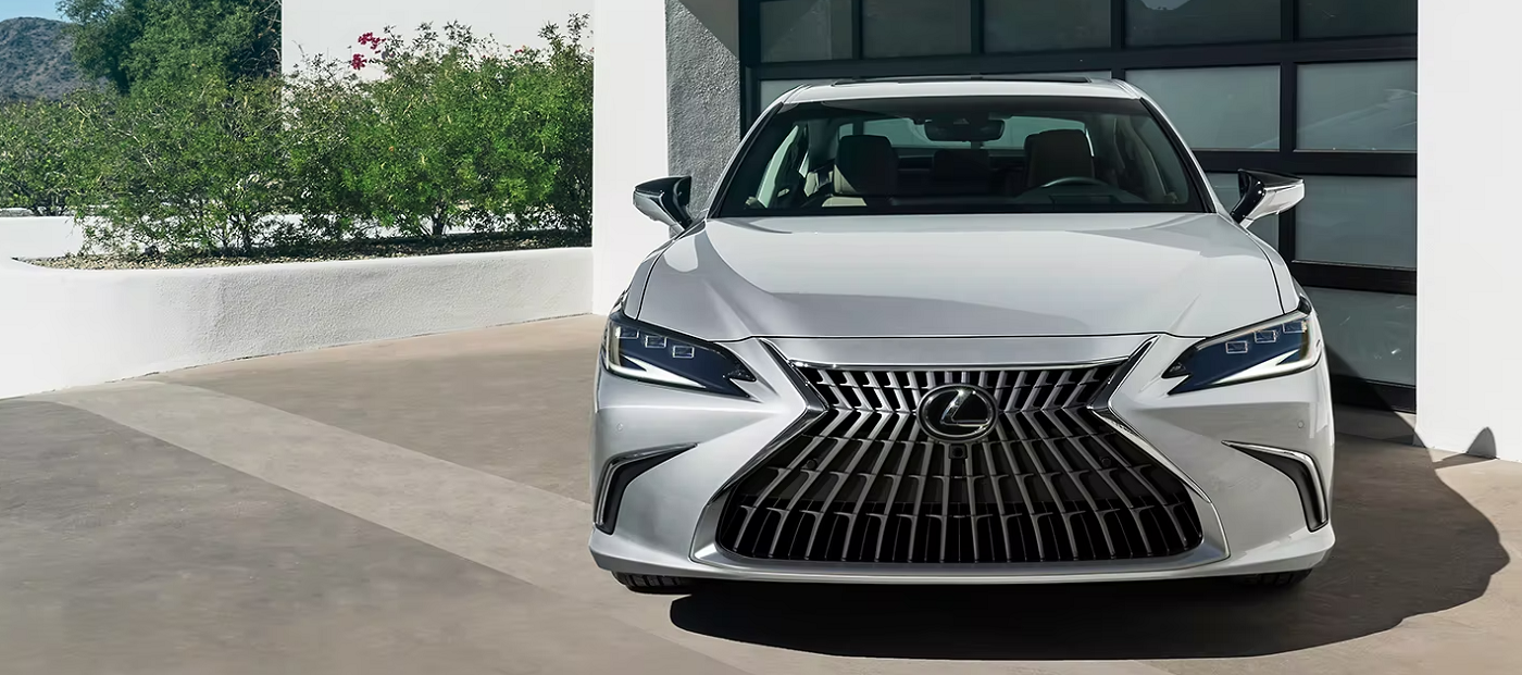 2025 Lexus ES 300h for Sale near Huntington, NY