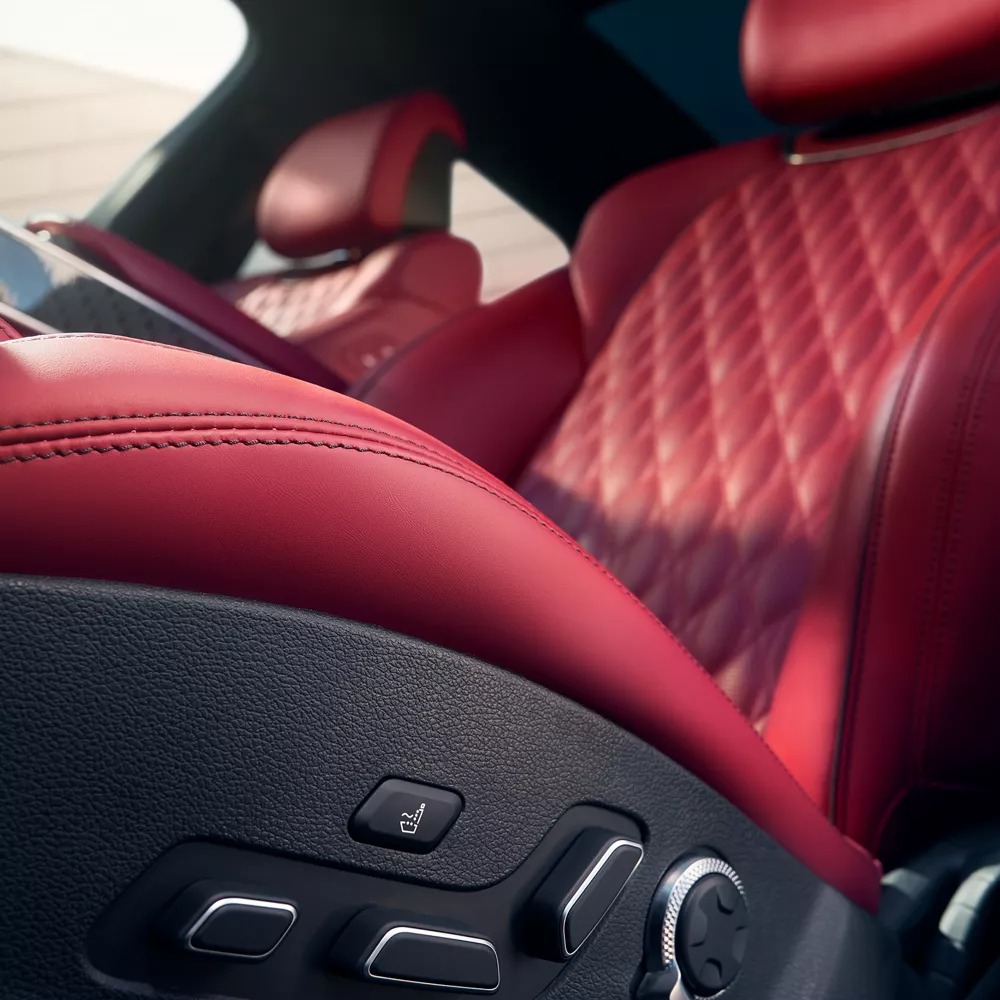 2025 GV70 2.5T Seating