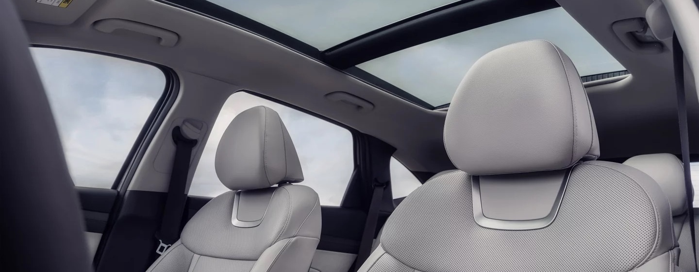 2025 Hyundai TUCSON Cabin