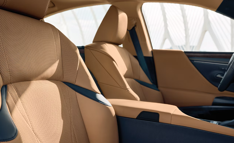 2025 Lexus ES 350 Seats