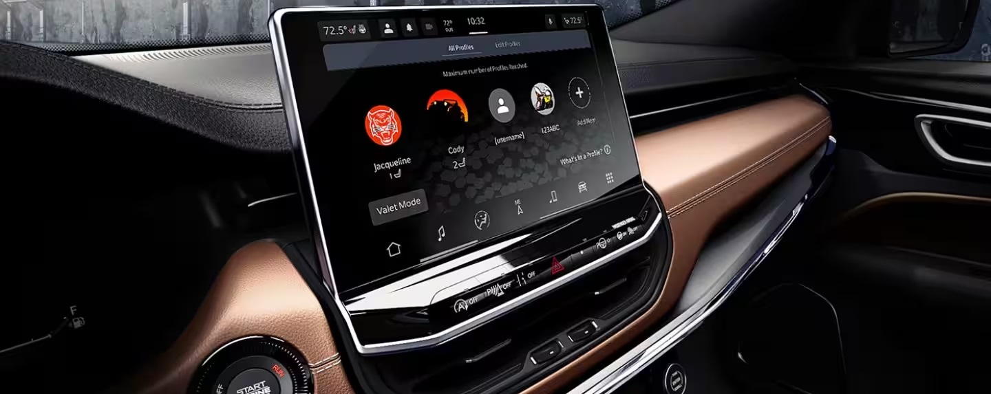 2025 Jeep Compass Touchscreen
