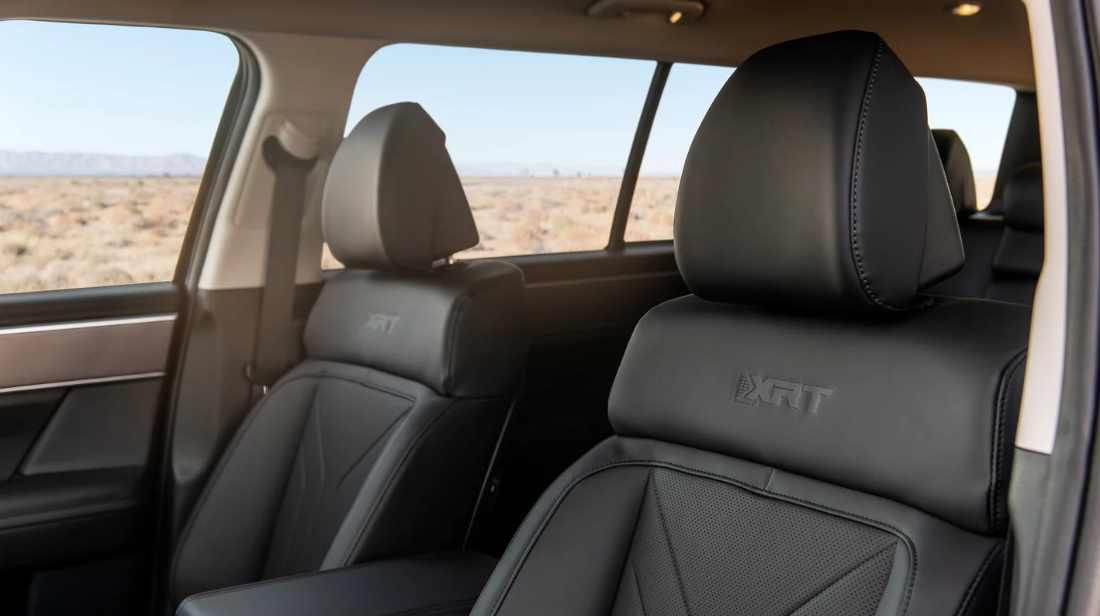 2025 Hyundai SANTA FE Seating