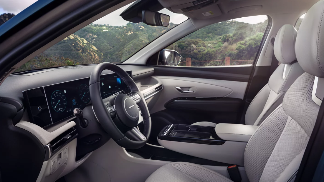 2025 Hyundai TUCSON Seating