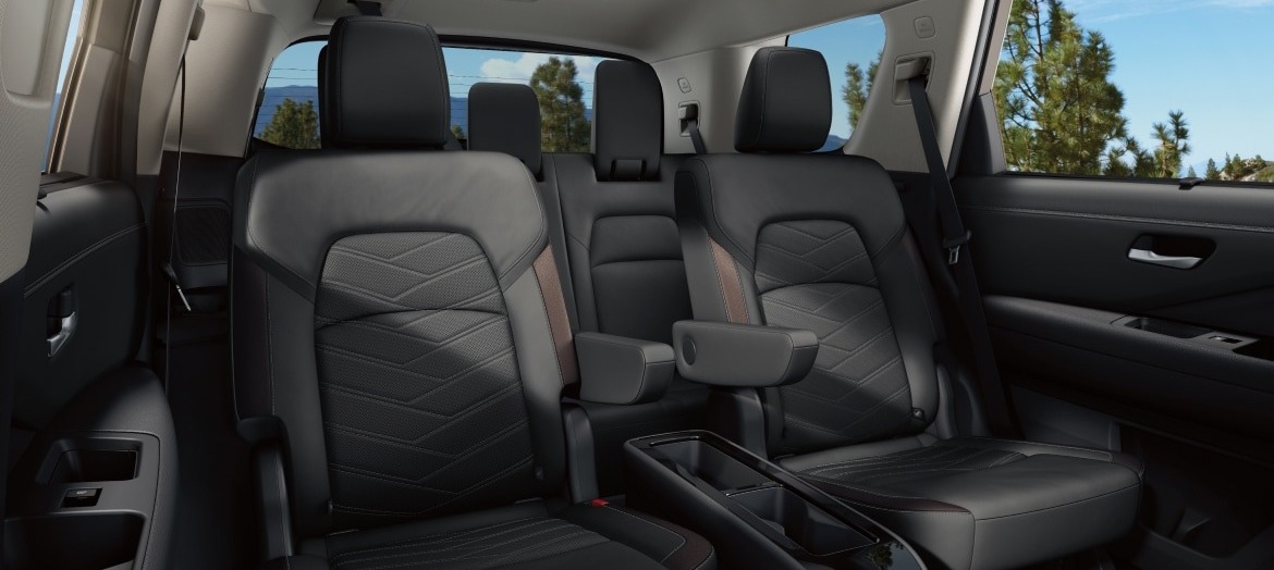 2024 Pathfinder SL Seating