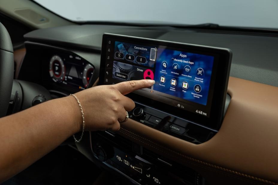 2025 Rogue Touchscreen