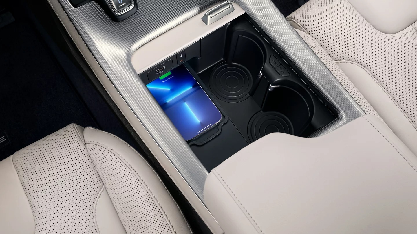 2025 Hyundai PALISADE Wireless Charger