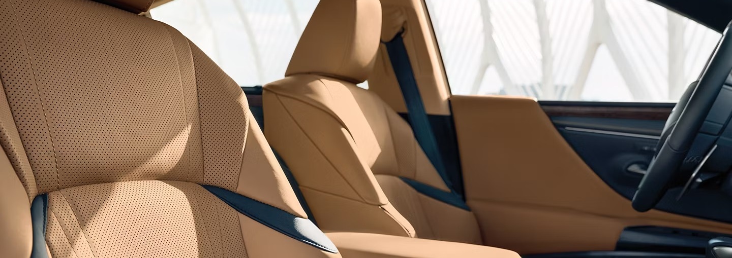 2025 Lexus ES 350 Seating