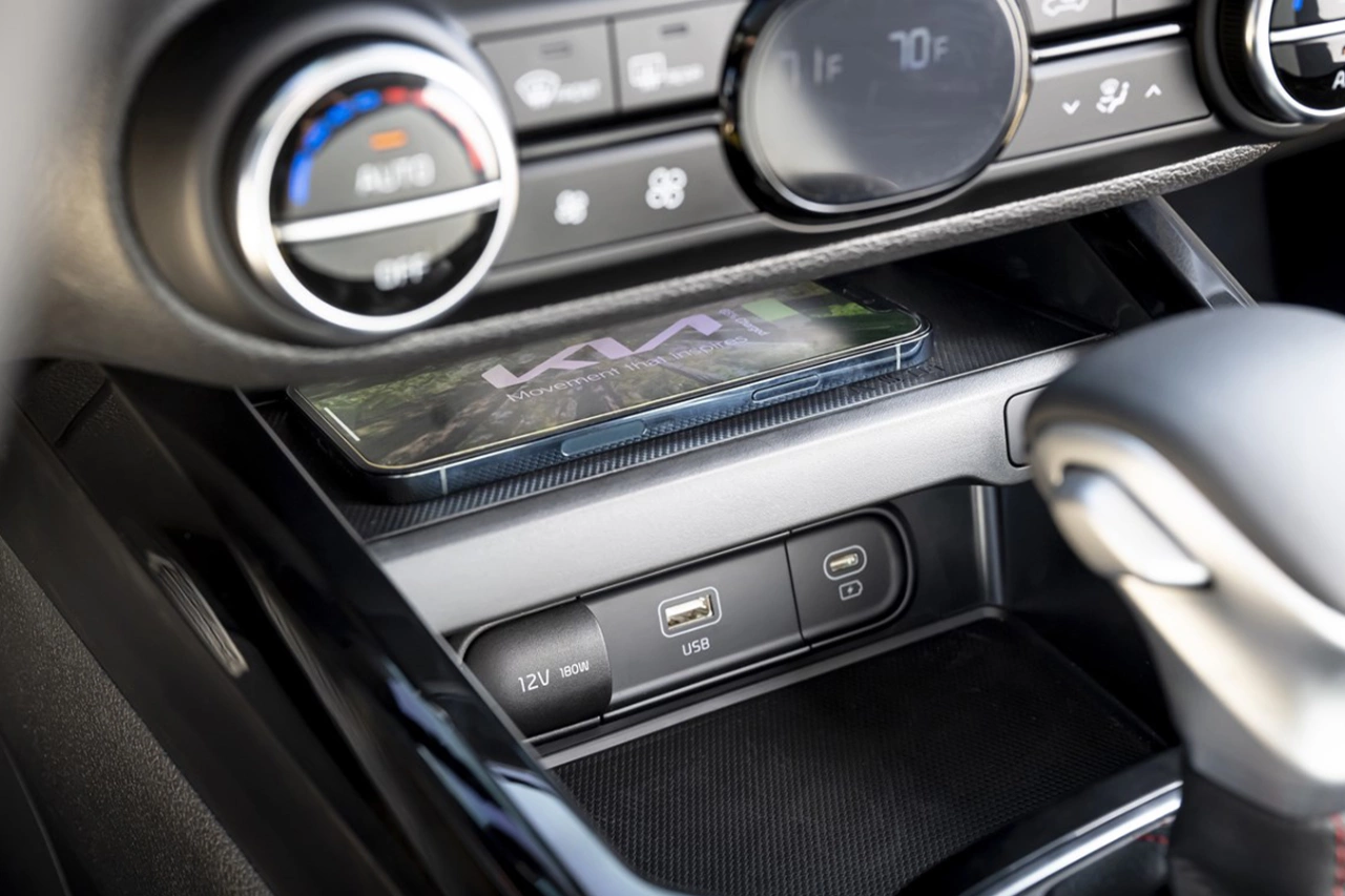 2025 Kia Soul Wireless Charger
