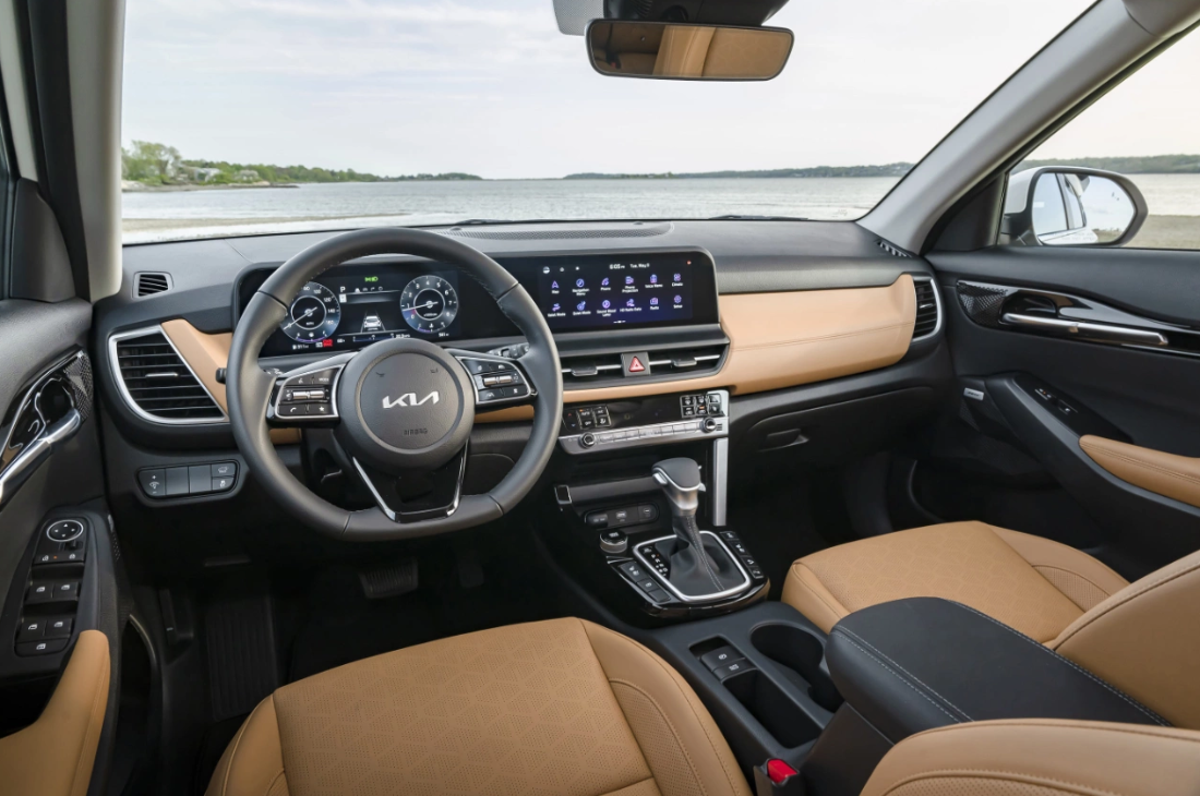 2025 Kia Seltos Dashboard