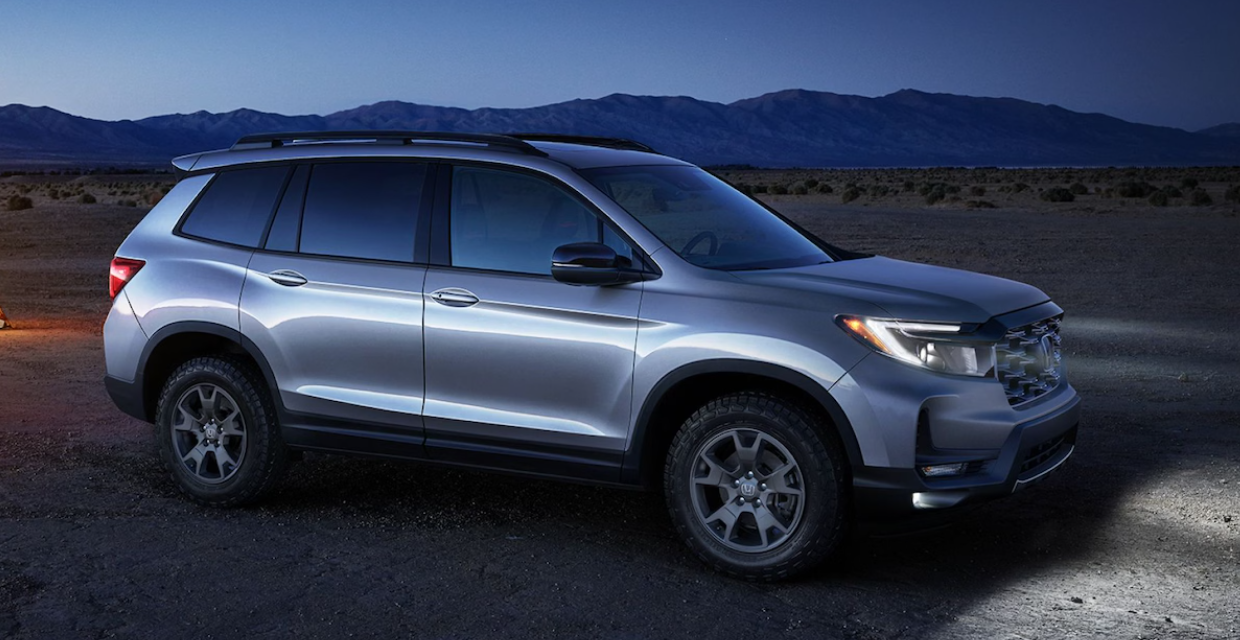 Honda Passport 2025 vs Jeep Grand Cherokee 2024 en Fredericksburg, VA